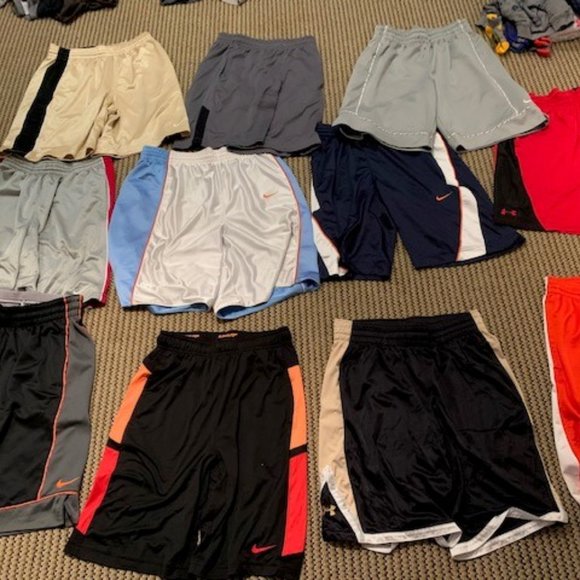 11 Pairs of Medium Athletic Shorts (11 Nike 2 UA)